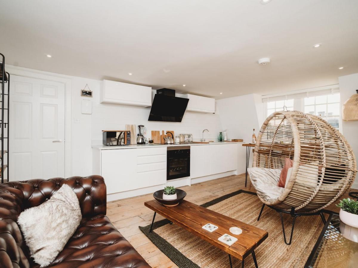 Pass The Keys Stylish 2 Bed Eco Flat In The Heart Of Bath 아파트 외부 사진