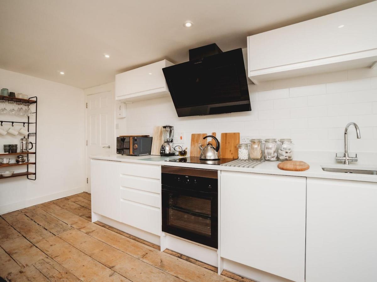 Pass The Keys Stylish 2 Bed Eco Flat In The Heart Of Bath 아파트 외부 사진