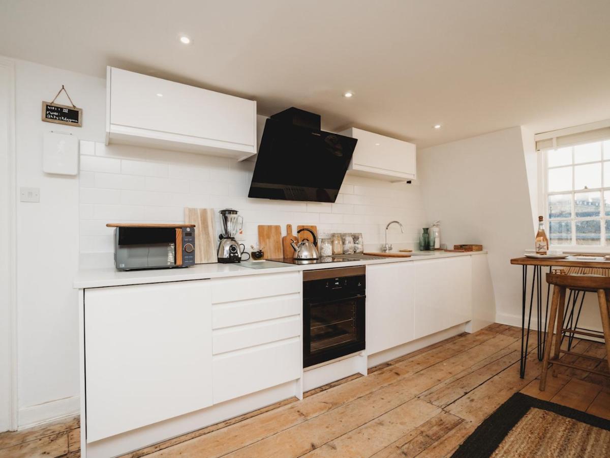 Pass The Keys Stylish 2 Bed Eco Flat In The Heart Of Bath 아파트 외부 사진