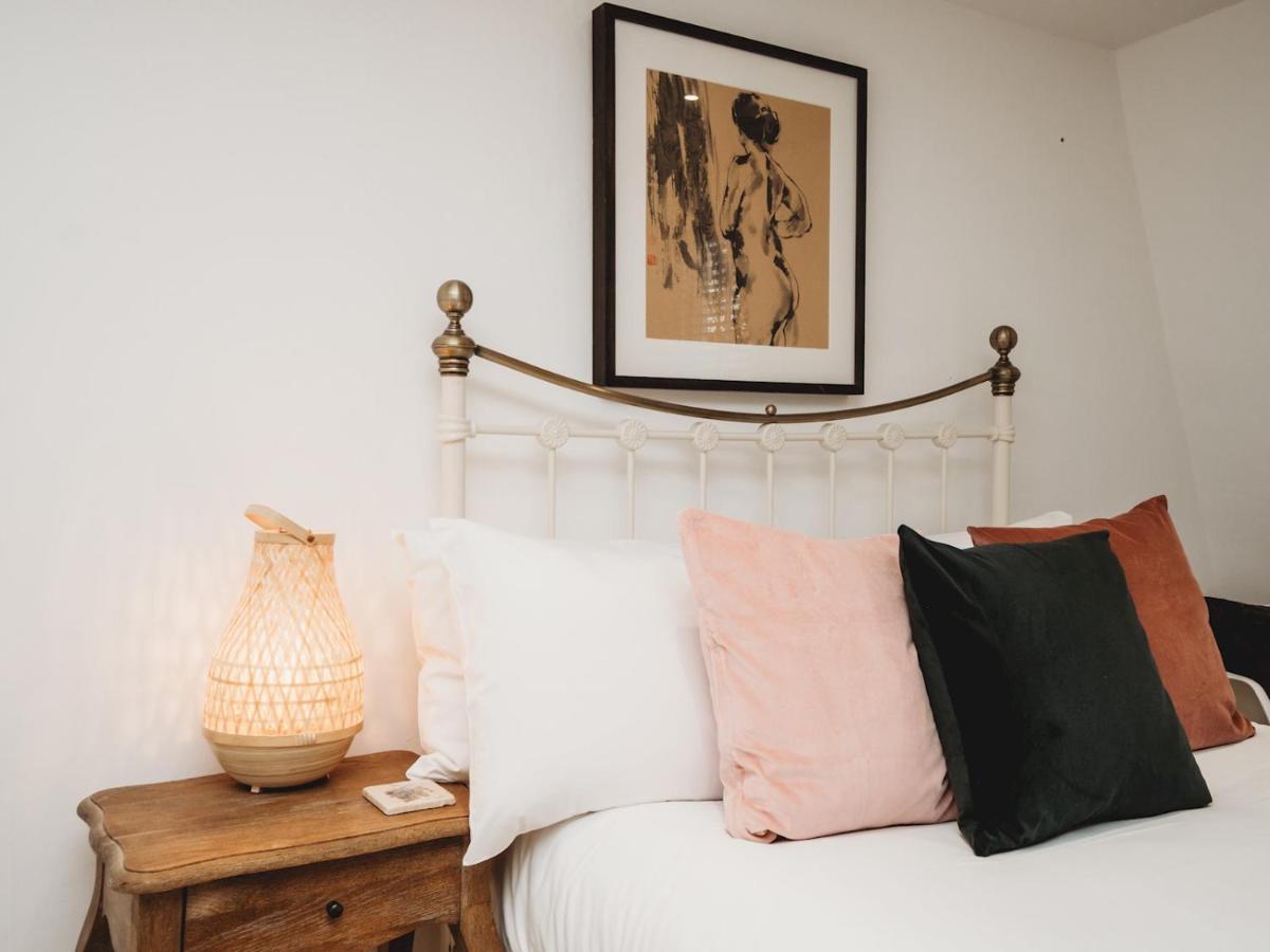 Pass The Keys Stylish 2 Bed Eco Flat In The Heart Of Bath 아파트 외부 사진