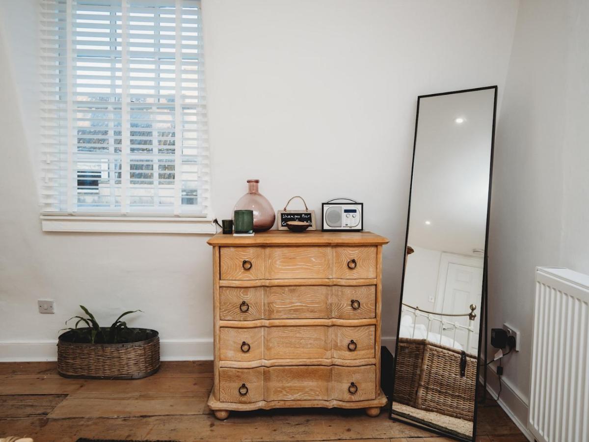 Pass The Keys Stylish 2 Bed Eco Flat In The Heart Of Bath 아파트 외부 사진